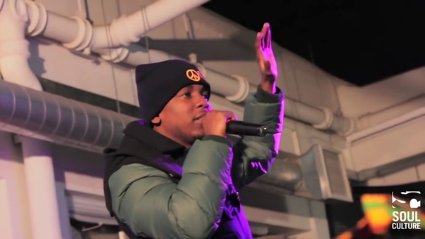 Kendrick Lamar performs Backseat Freestyle ( Live Rough Trade East