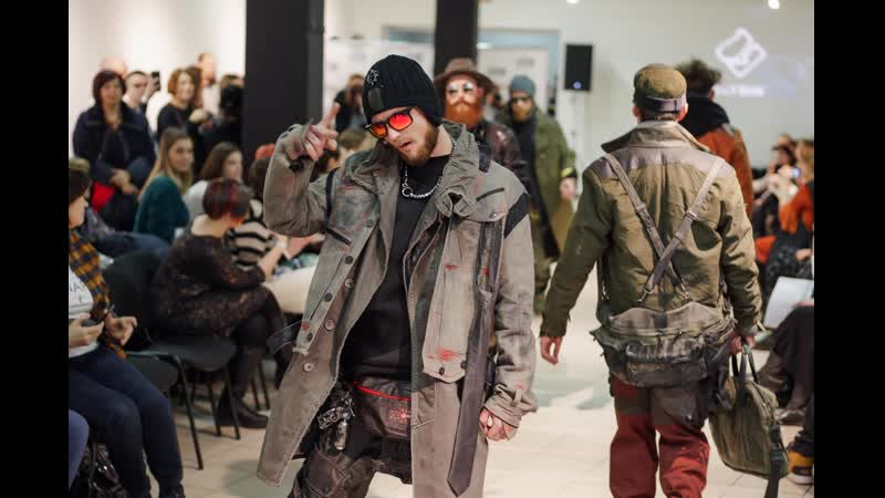 STREET FASHION SHOW