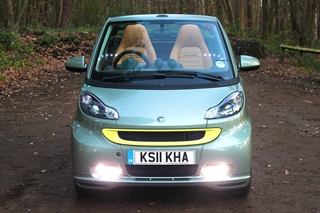 Car Throttle: 2011 smart BRABUS Tailor Made fortwo Review