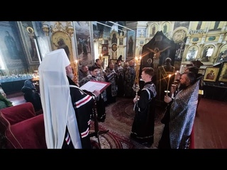 “Разделиша ризы Моя себе“