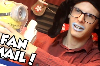 FAN MAIL Christmas Special - Bad Unboxing