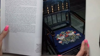 102. Листаем книгу_Бетт Рассел_Декоративное вышивание по канве по мотивам рисунков Уильяма Морриса.
