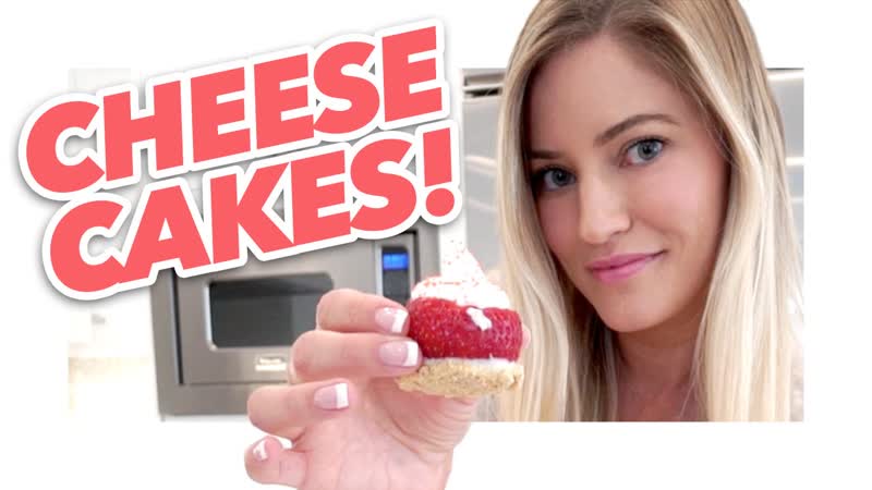 How to make tiny strawberry cheesecakes , i