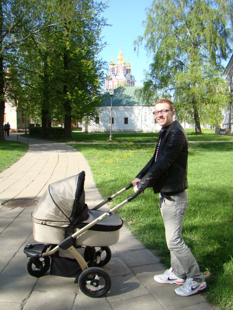 Евгений Попов ГДЕ-ТО ТАМ | Москва