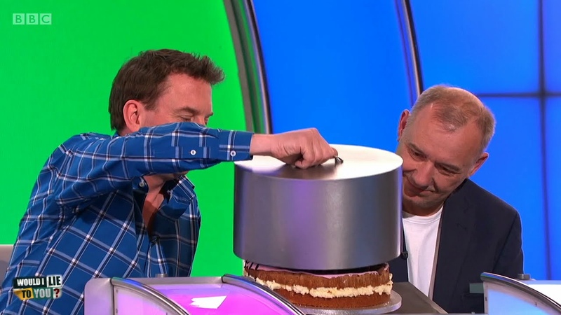 Lee Macks cake for David Mitchell Would I Lie to