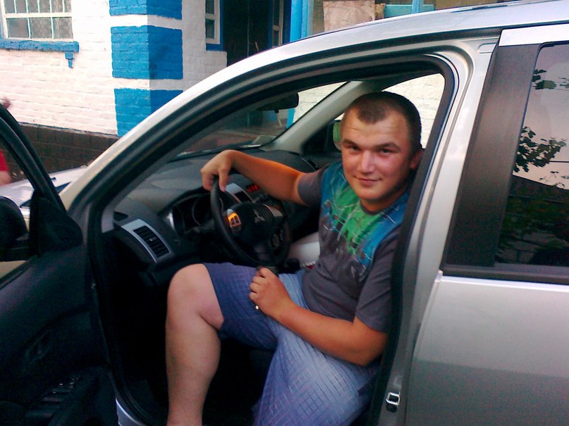 Владимир Буряк | Nassau