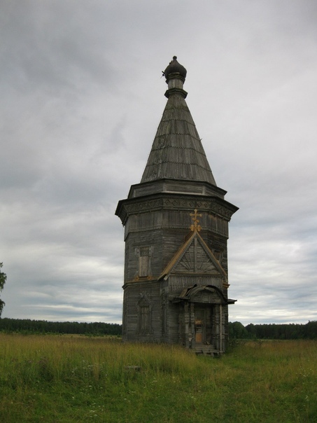 Красная ляга архангельская область церковь. Архангельская область, красная ляга. Архангельская область, красная ляга. Сретено михайловская церковь. Сретено михайловская церковь.