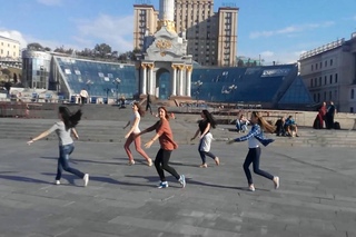 Промінь  Квіточки  Кіпр