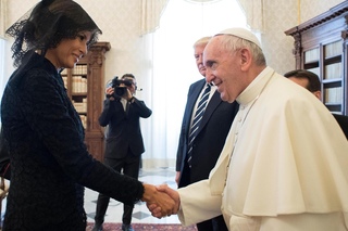 Pope Francis asks Melania Trump: ’What do you feed him?’