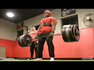 Akim Williams Trains Back
